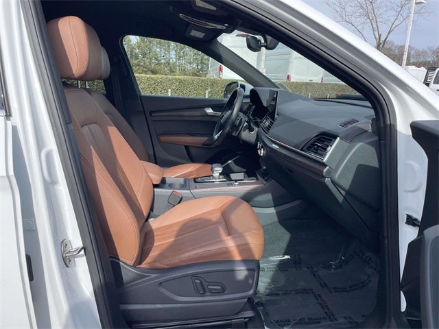 2024 Audi Q5 40 Premium quattro