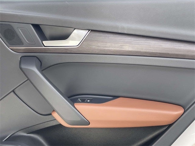 2024 Audi Q5 40 Premium quattro