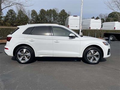 2024 Audi Q5 40 Premium quattro