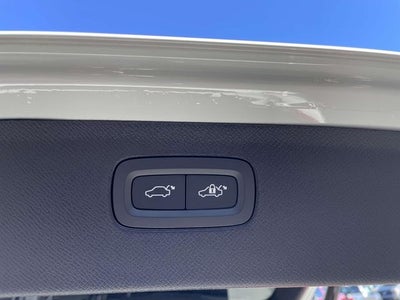 2025 Volvo XC90 B6 Plus 7-Seater