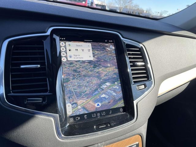 2025 Volvo XC90 B6 Plus 7-Seater