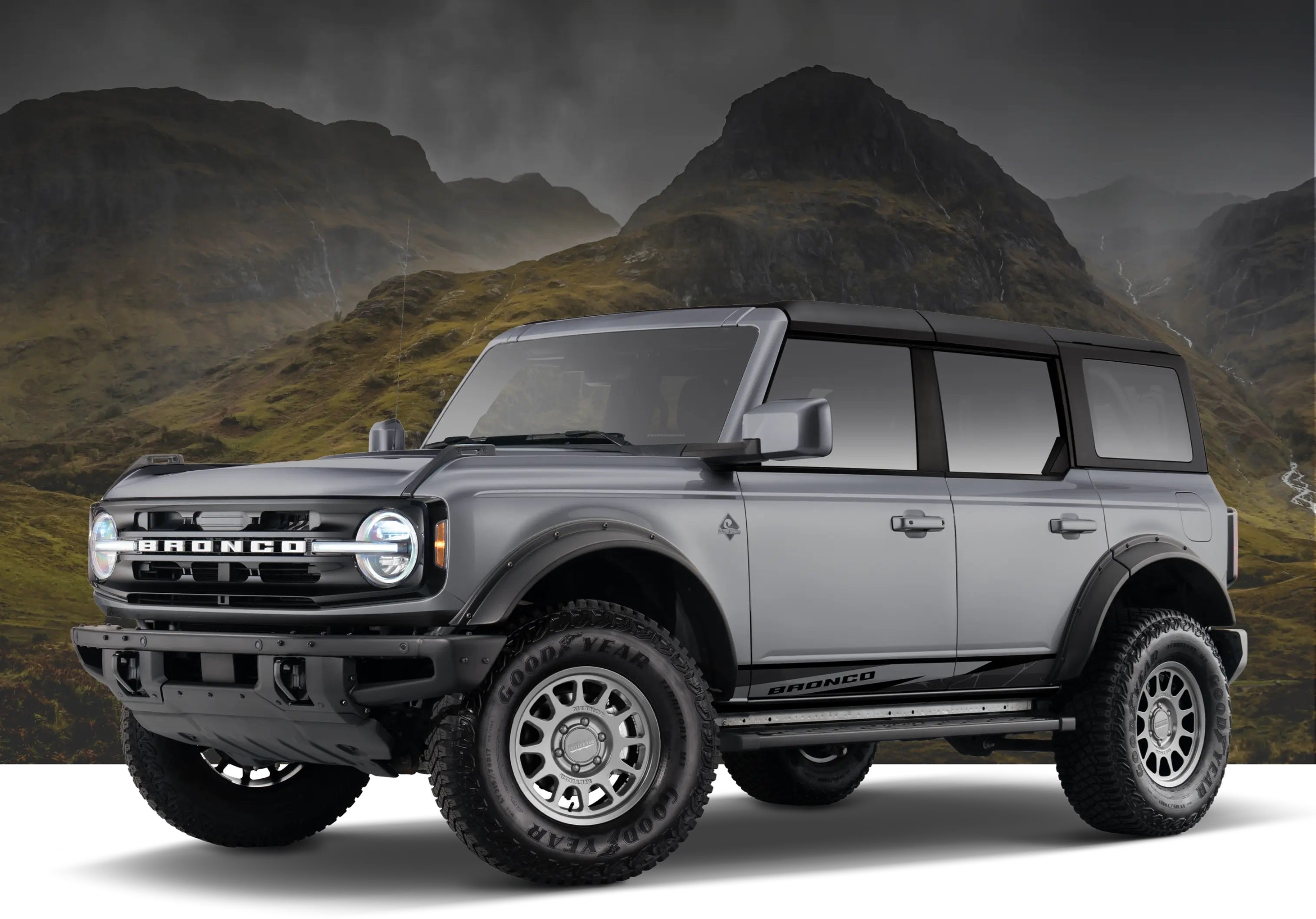 Bronco Dark Trail Titanium Package